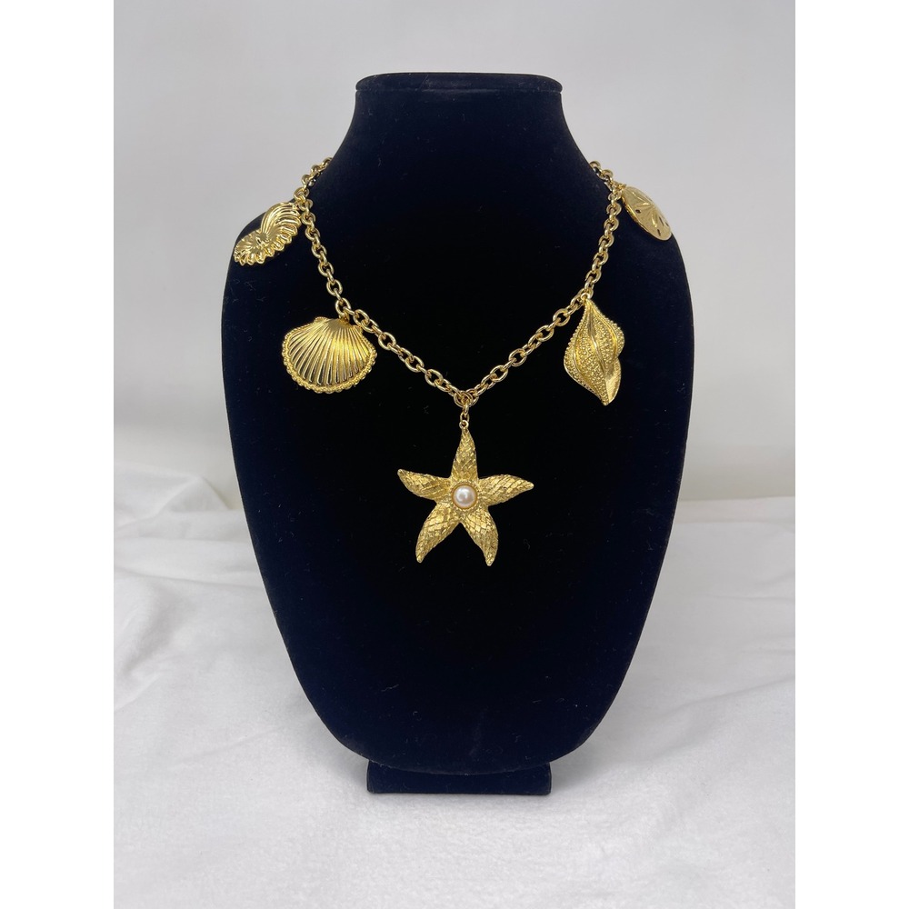 KJL for Avon Vintage Gold Tone Starfish Shell Nautical Charm Statement Necklace